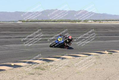 media/Jan-16-2026-CVMA Friday Practice (Fri) [[6f2bf47531]]/5-Racer 4-Trackday1/Session 2 (Bowl)/
